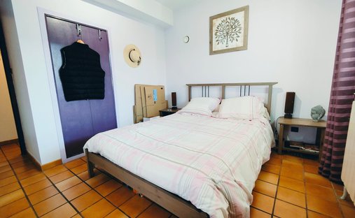 Splendid 19th Century Château, Renovated And Full Of Timeless Charm, Located Just Outside Bordeaux