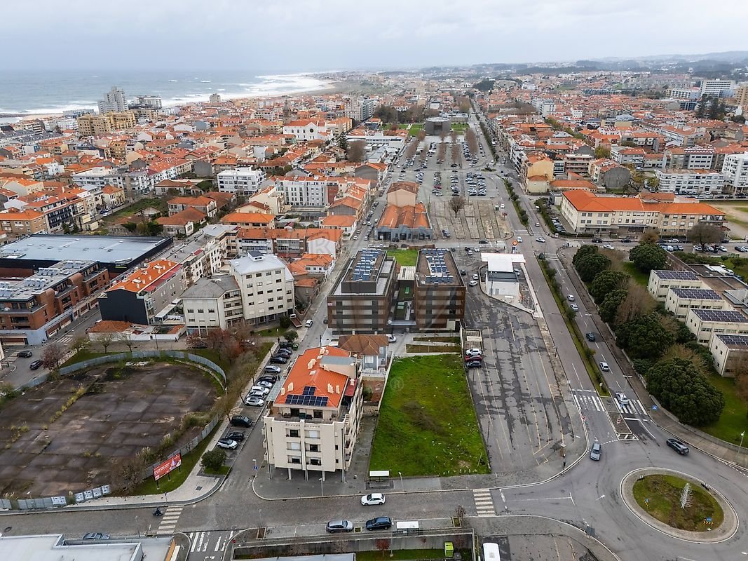 Appartamento a Espinho, Distretto di Aveiro, Portogallo 2 - 16402416