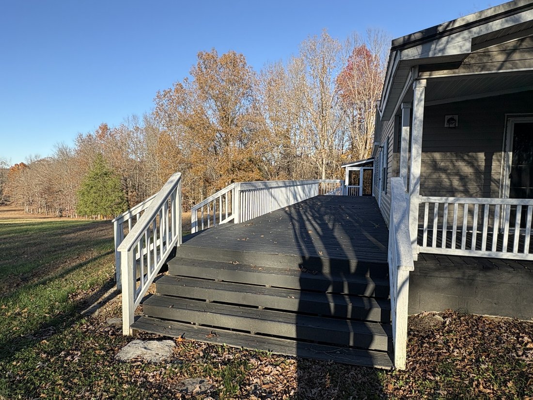 Land in Waynesboro, Tennessee, United States 1 - 16790805