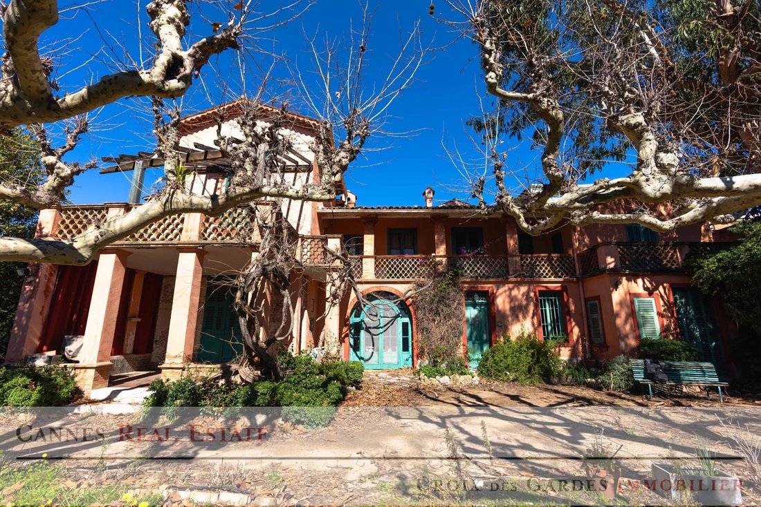 Villa in Cannes, Provence-Alpes-Côte d'Azur, France 1 - 16786390