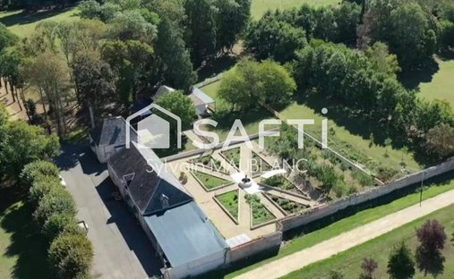 Castle for Sale in Charentonnay, Centre-Val de Loire, France