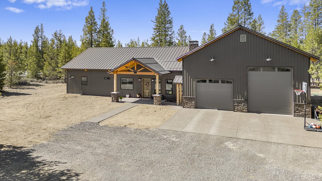 House in La Pine, Oregon, United States 1 - 16787427