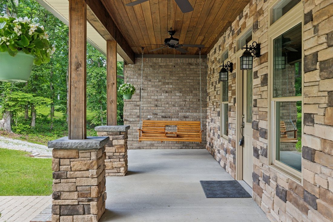 House in Hohenwald, Tennessee, United States 5 - 16790761