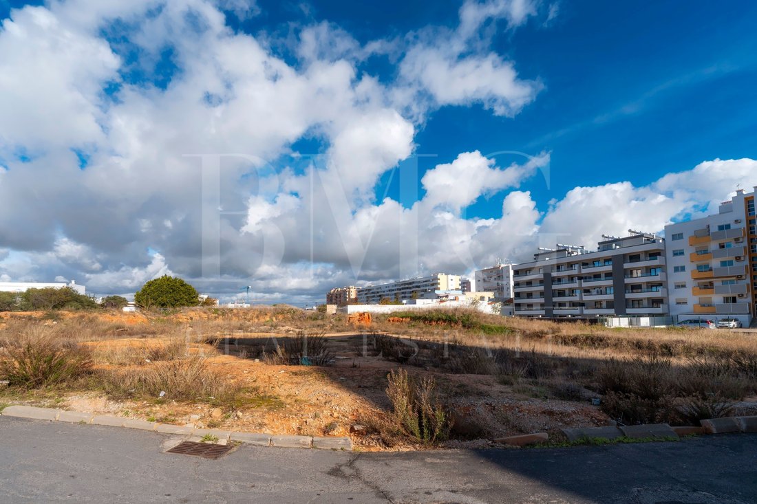 Land in Faro (Se e Sao Pedro), Algarve, Portugal 1 - 16678342