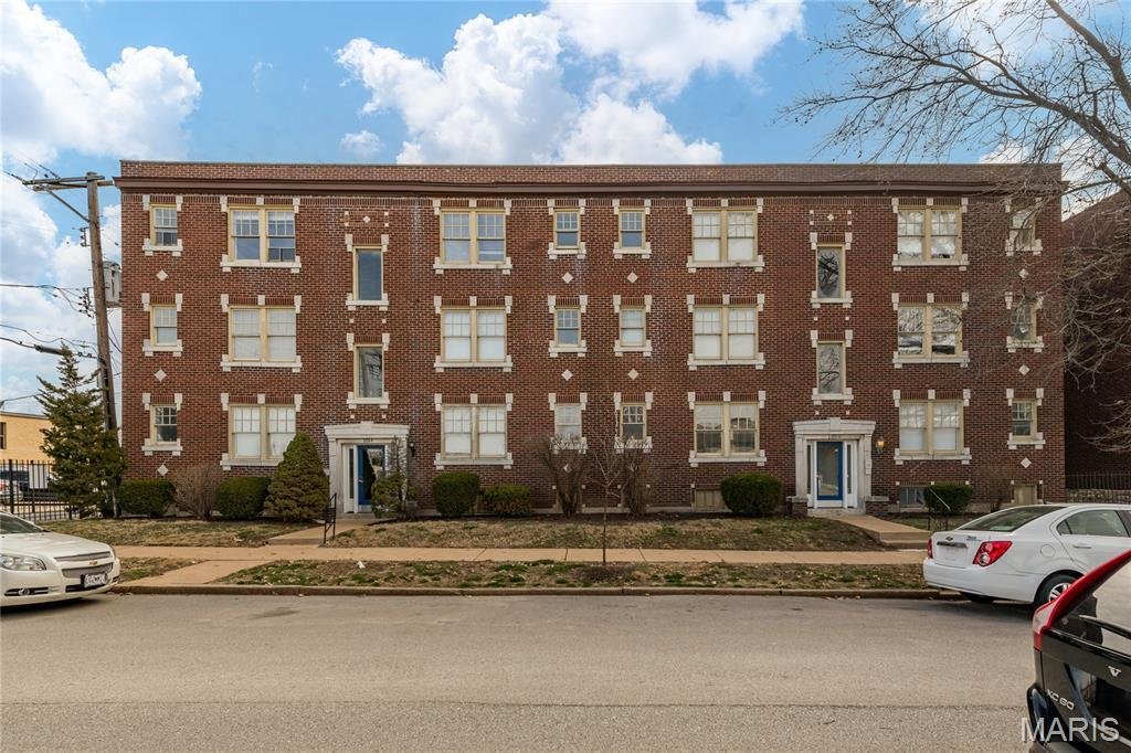 St. Louis, Missouri, United States 3 - 16788473