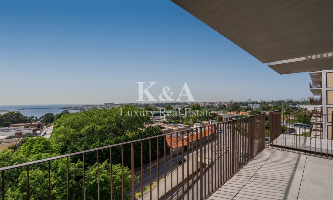 Apartment in Santa Marinha e Sao Pedro da Afurada, Porto District, Portugal 2 - 16784615