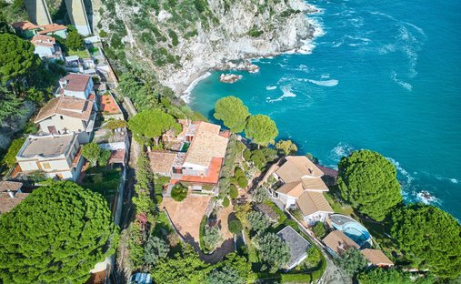 House in Santa Maria del Mare Torrazzo, Calabria, Italy 1