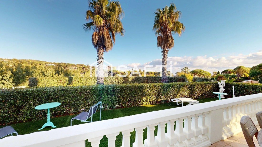 Apartment in Nartelle-Noyer-Bellevue-bd des Sardinaux, Sainte-Maxime, France 1 - 16785928