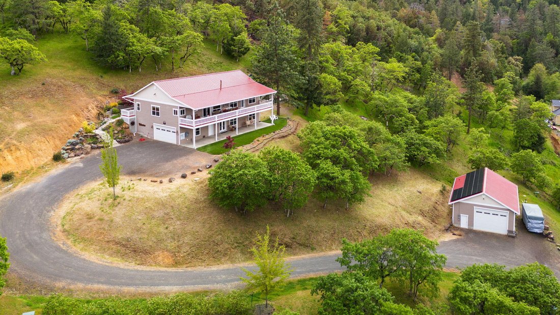 House in Eagle Point, Oregon, United States 1 - 16787498