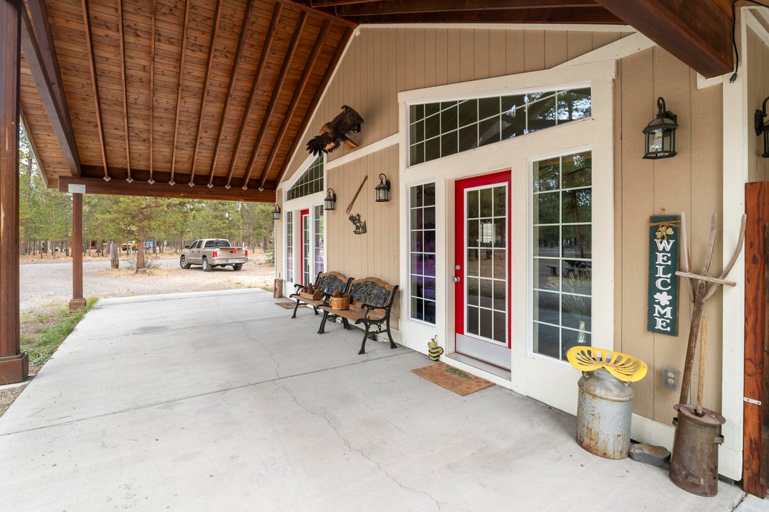 House in La Pine, Oregon, United States 2 - 16787562