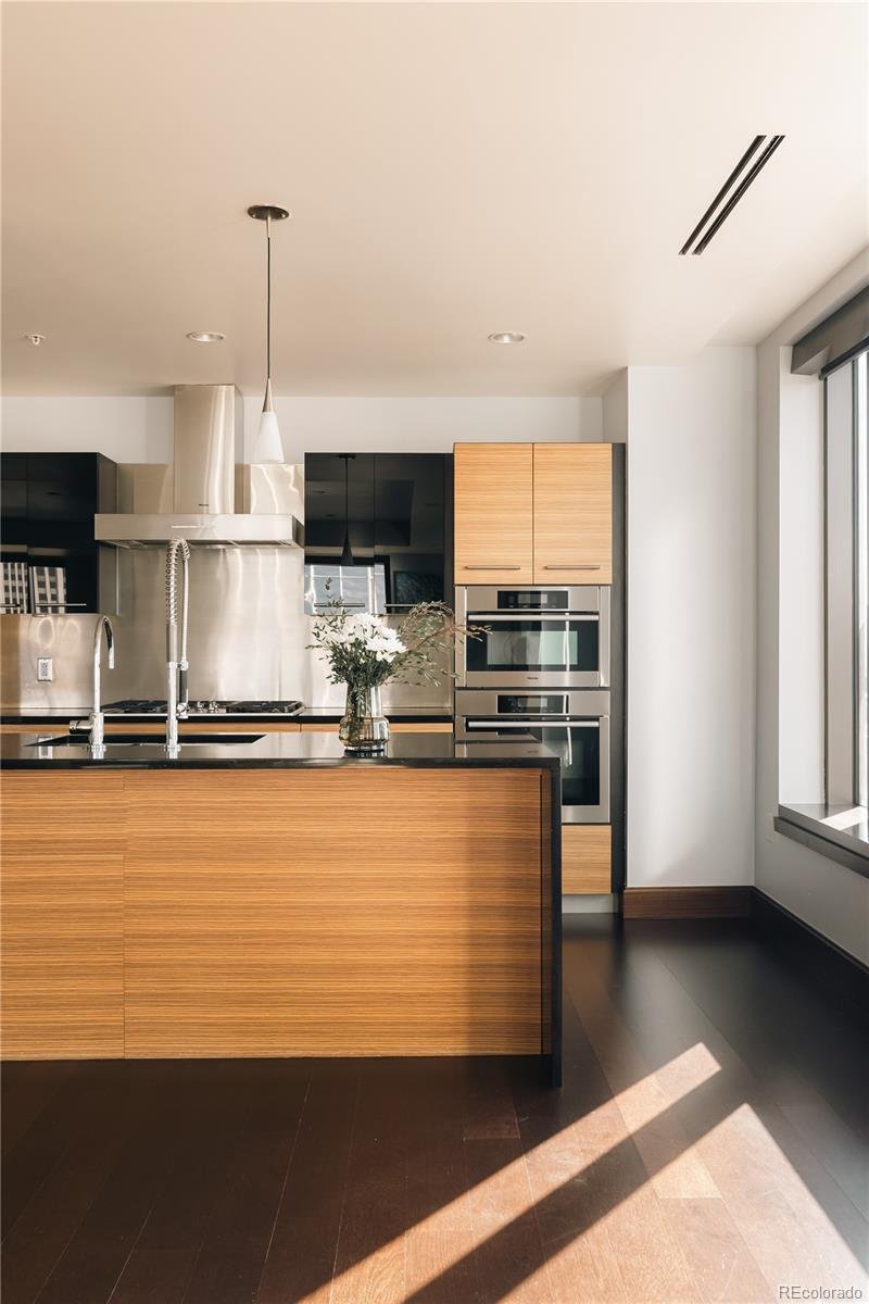 Condo in Denver, Colorado, United States 2 - 16794873