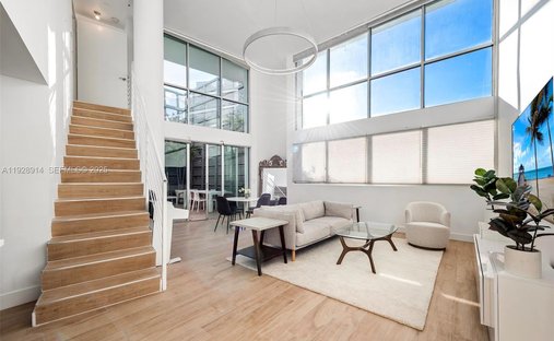 Condo in Miami Beach, Florida, United States 1