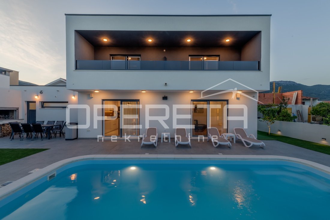 House in Kastel Novi, Split-Dalmatia County, Croatia 2 - 16787886