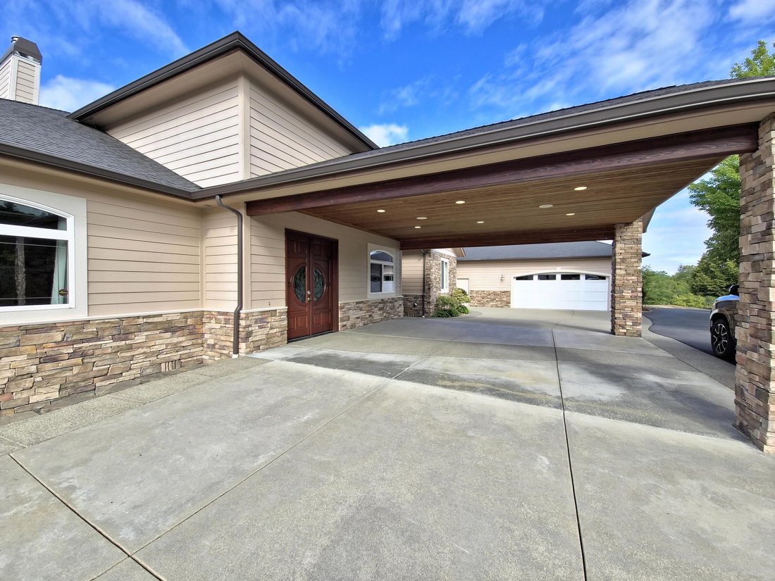 House in Grants Pass, Oregon, United States 2 - 16787170