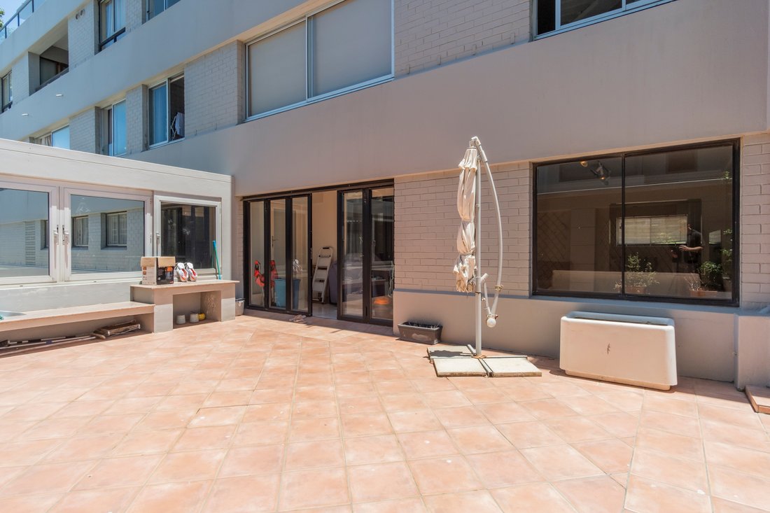 Apartment in Mouille Point, Cape Town, South Africa 3 - 16785653