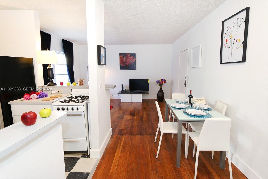 Miami Beach, Florida, United States 5 - 16792269