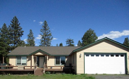 House in Chiloquin, Oregon, United States 1