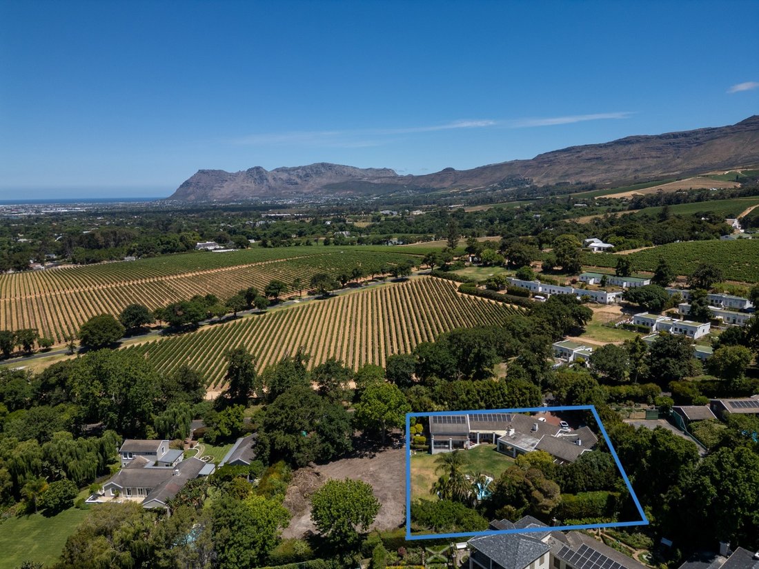 Country House in Scott Estate, Cape Town, South Africa 1 - 16596876