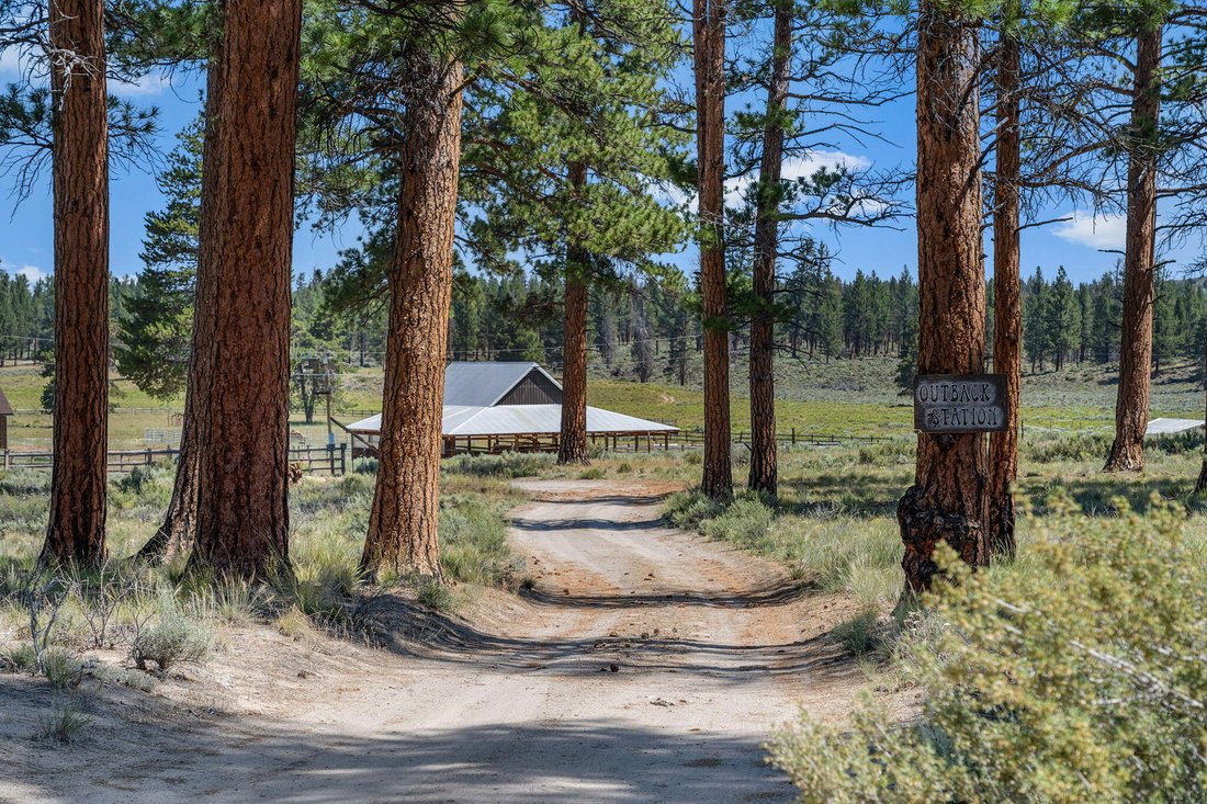 Land in Fort Rock, Oregon, United States 1 - 16787484