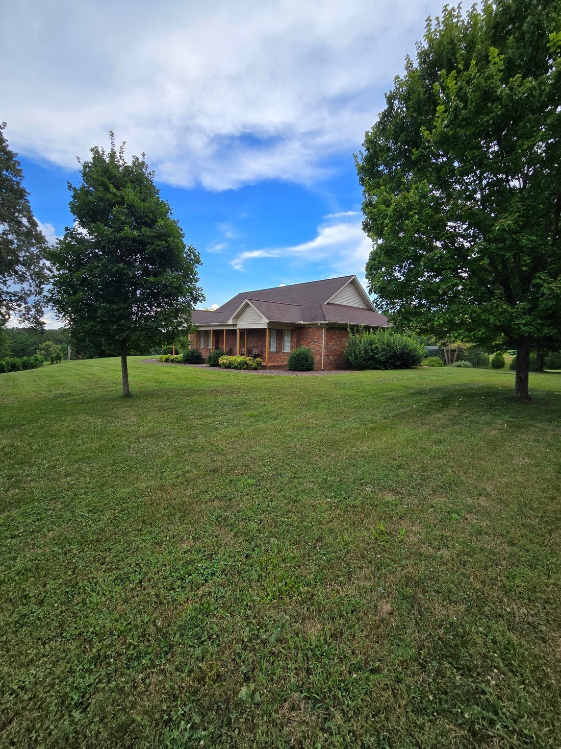 House in Sparta, Tennessee, United States 1 - 16789322