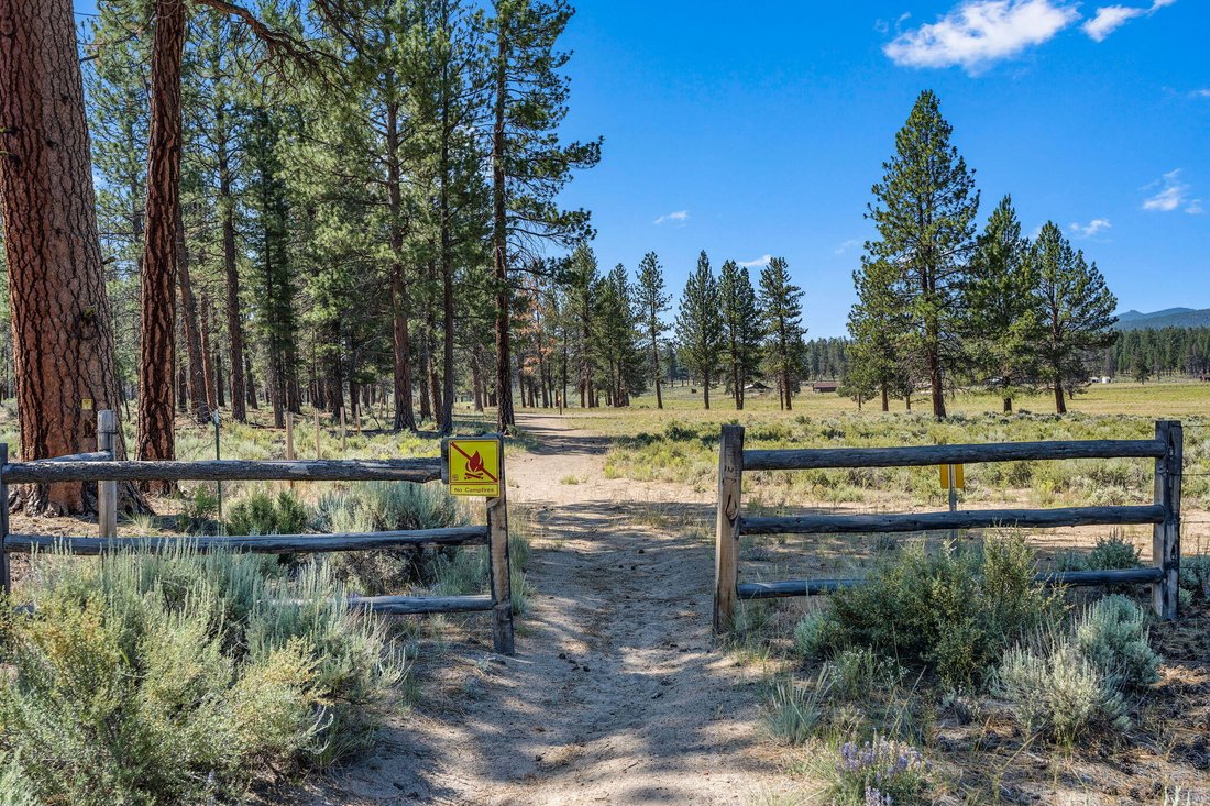 Land in Fort Rock, Oregon, United States 5 - 16787484
