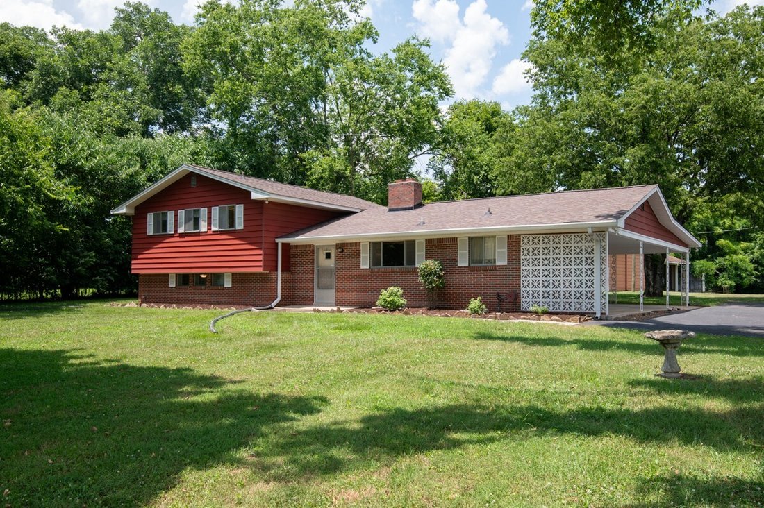 House in Gallatin, Tennessee, United States 1 - 16791574