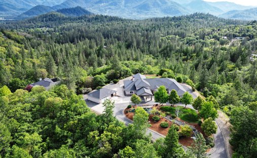 House in Grants Pass, Oregon, United States 1