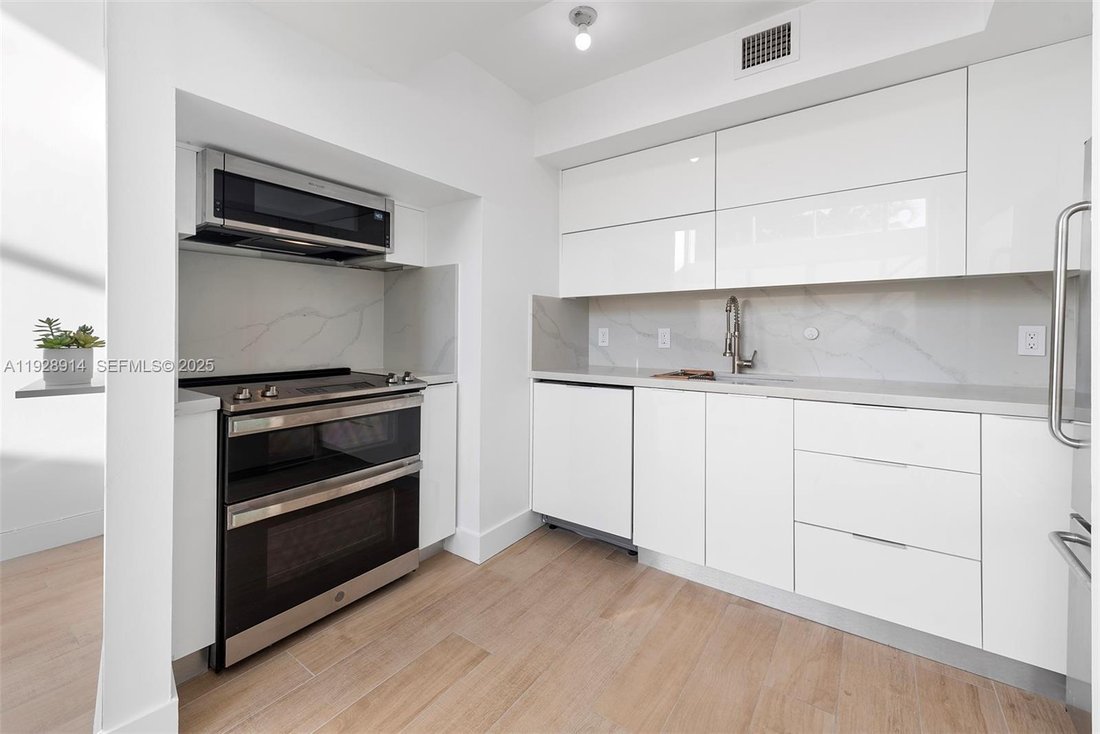 Condo in Miami Beach, Florida, United States 5 - 16787929