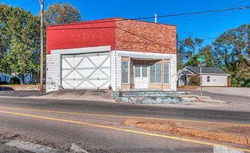 House in Columbia, Tennessee, United States 1