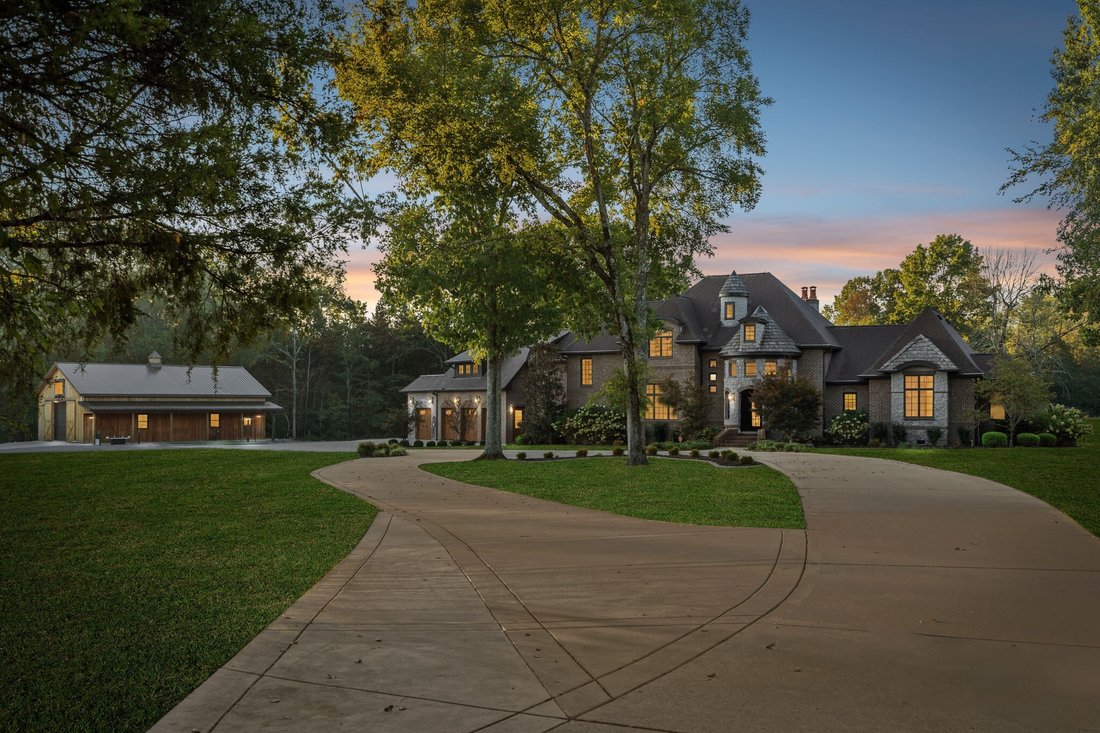 House in Mt. Juliet, Tennessee, United States 2 - 16792027