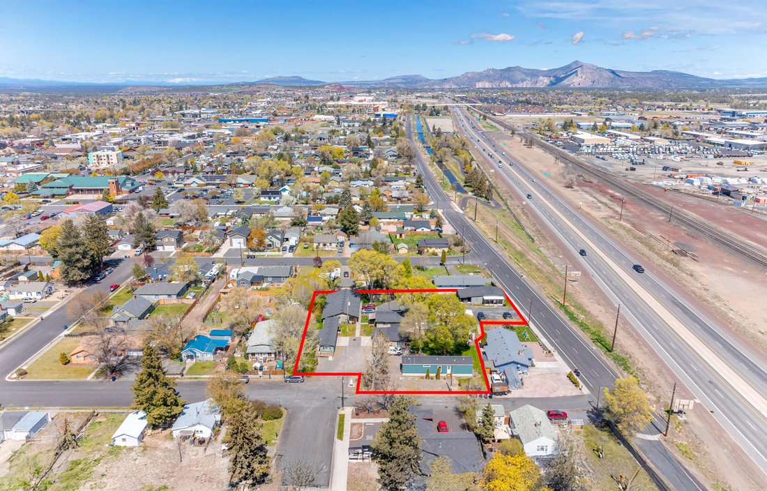Redmond, Oregon, United States 2 - 16787597