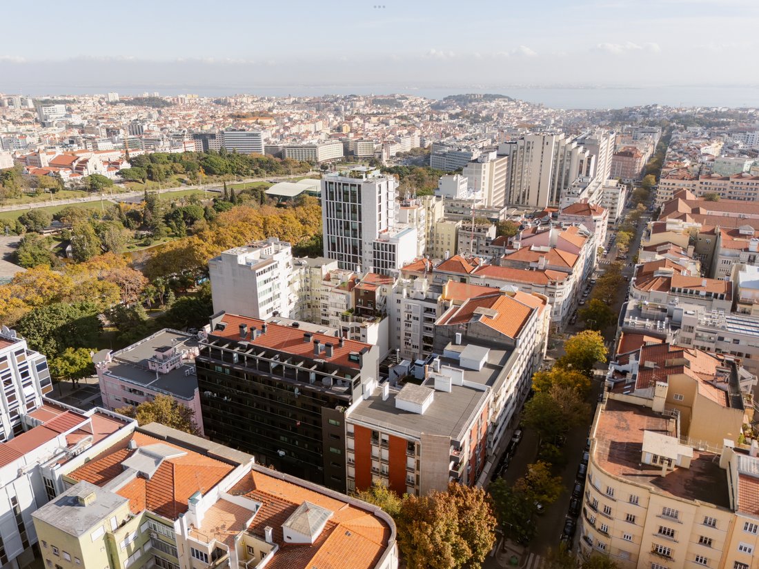 Apartment in Avenidas Novas, Lisbon, Portugal 2 - 14795666