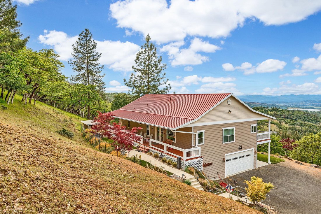 House in Eagle Point, Oregon, United States 2 - 16787498