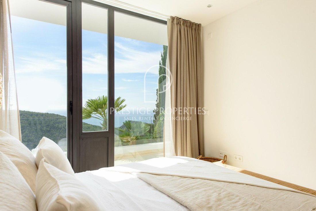 Villa in Roca Llisa, Santa Eularia des Riu, Balearic Islands 4 - 16787116