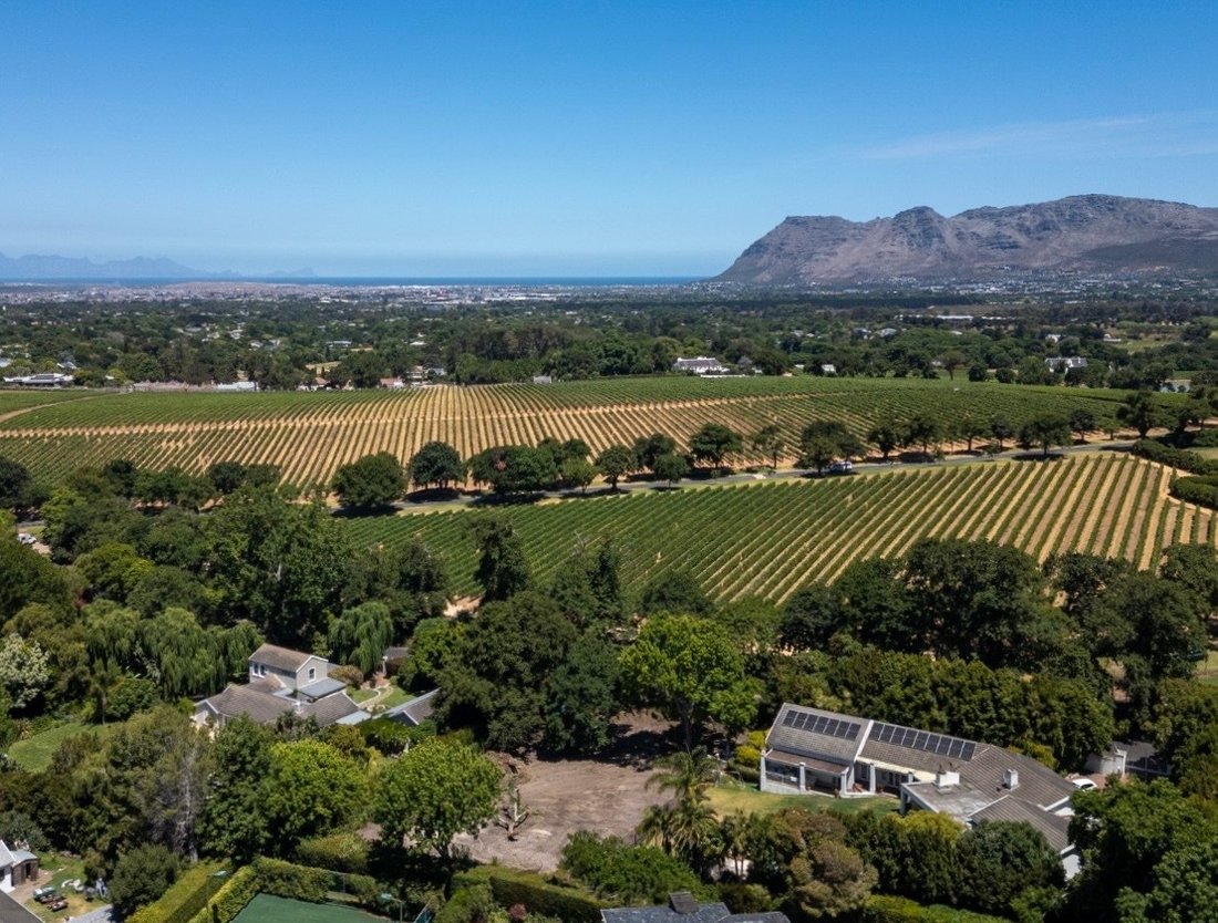 Country House in Scott Estate, Cape Town, South Africa 4 - 16596876