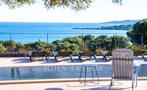 Villa in Nartelle-Noyer-Bellevue-bd des Sardinaux, Sainte-Maxime, France 1