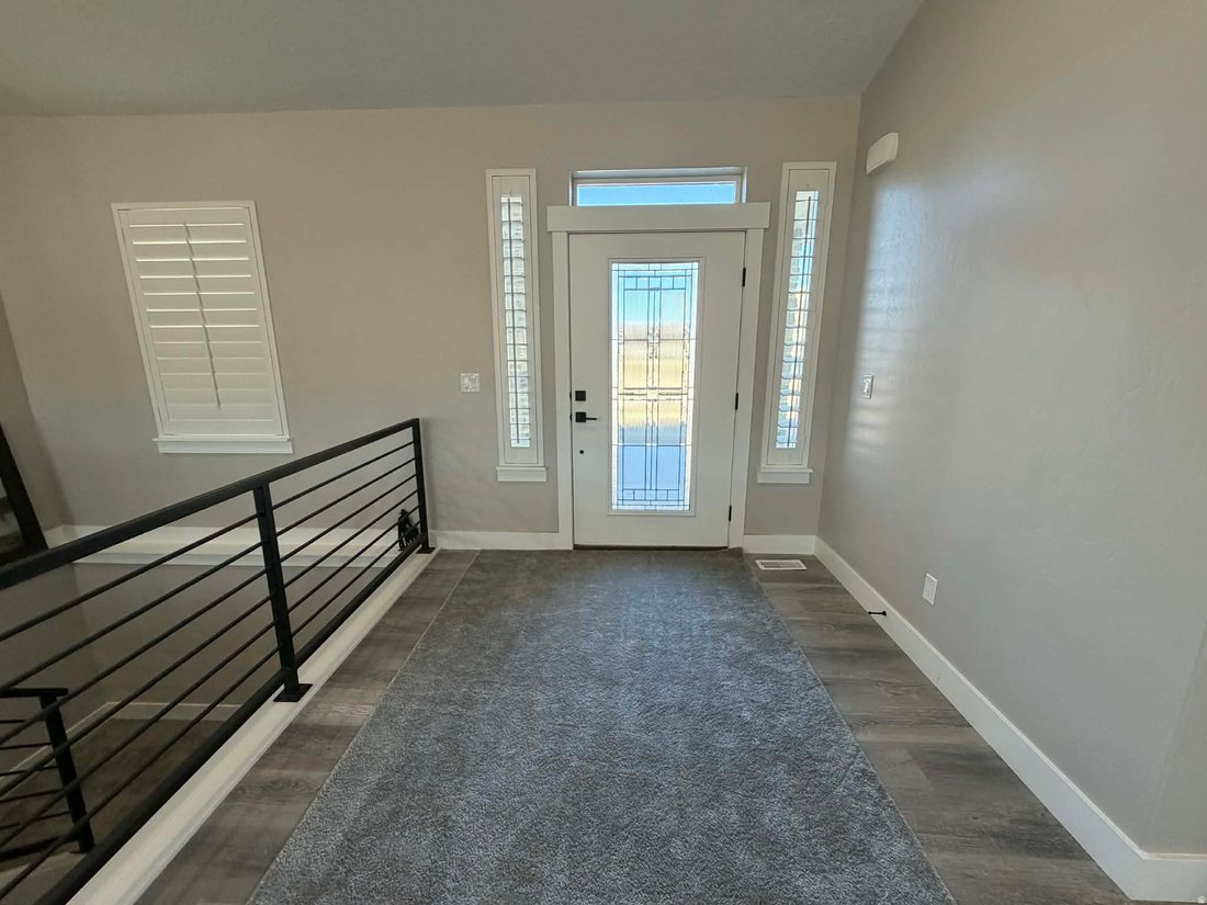House in Helper, Utah, United States 3 - 16792636