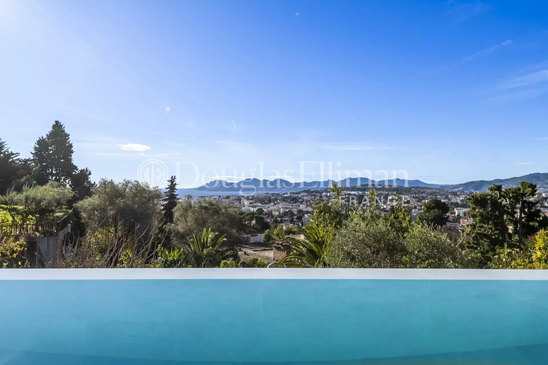 Villa in Vieux Cannet, Le Cannet, France 2 - 15206183