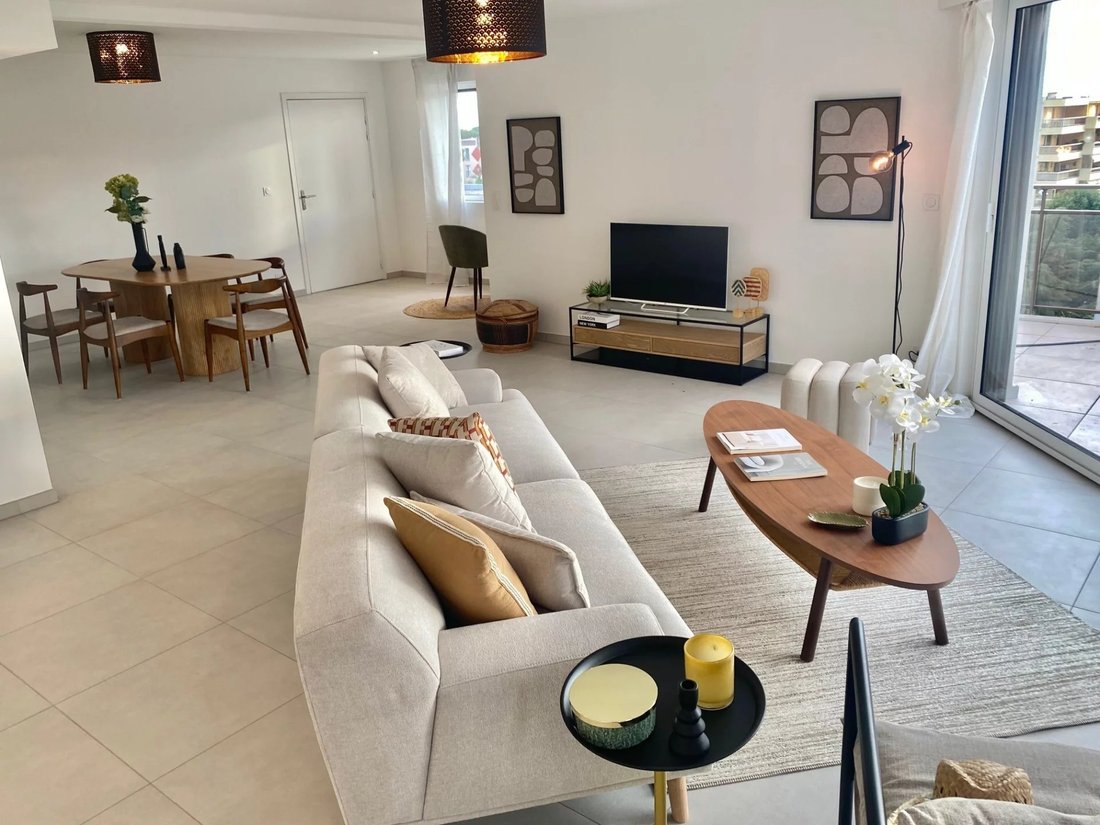 Apartment in Saint-Laurent-du-Var, Provence-Alpes-Côte d'Azur, France 4 - 15906151