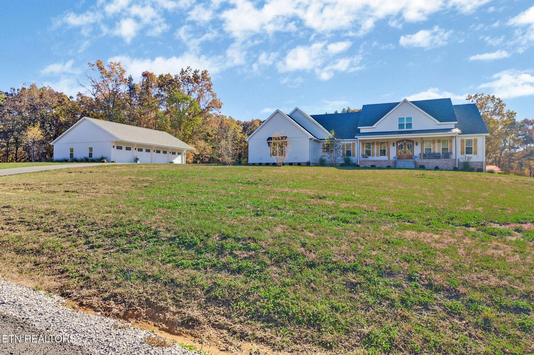 House in Jamestown, Tennessee, United States 5 - 16791860