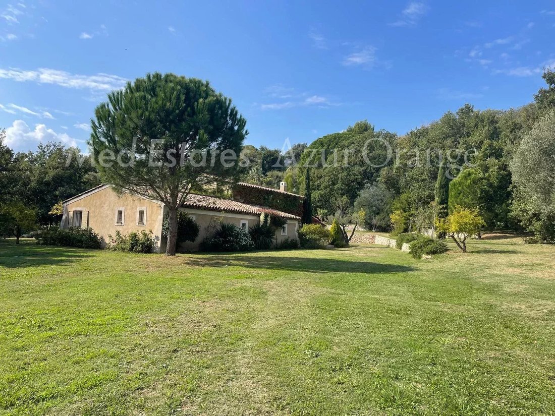 Villa in La Garde-Freinet, Provence-Alpes-Côte d'Azur, France 3 - 16786761