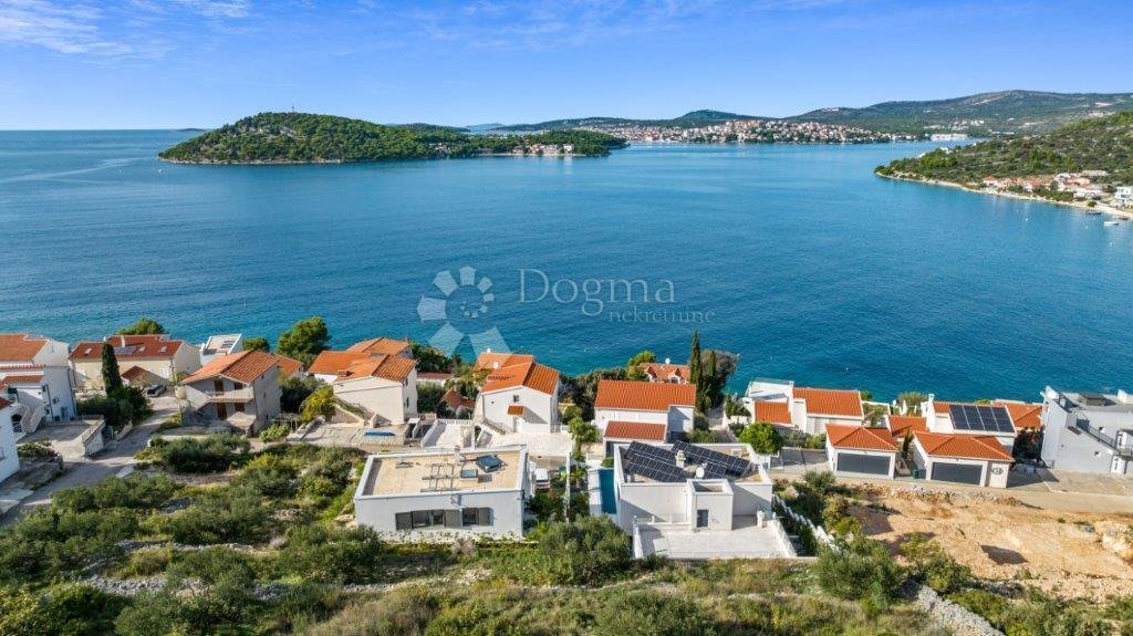 House in Razanj, Sibenik-Knin County, Croatia 1 - 16792533