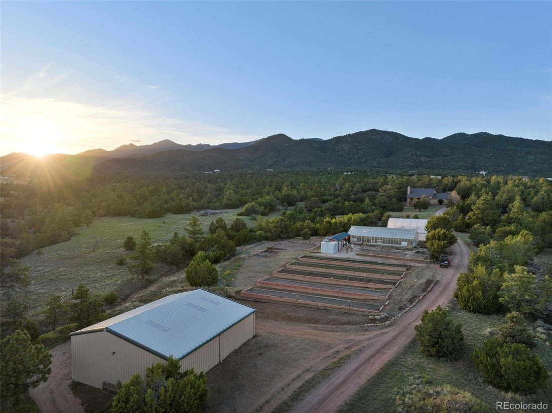 House in Colorado Springs, Colorado, United States 1 - 16794438