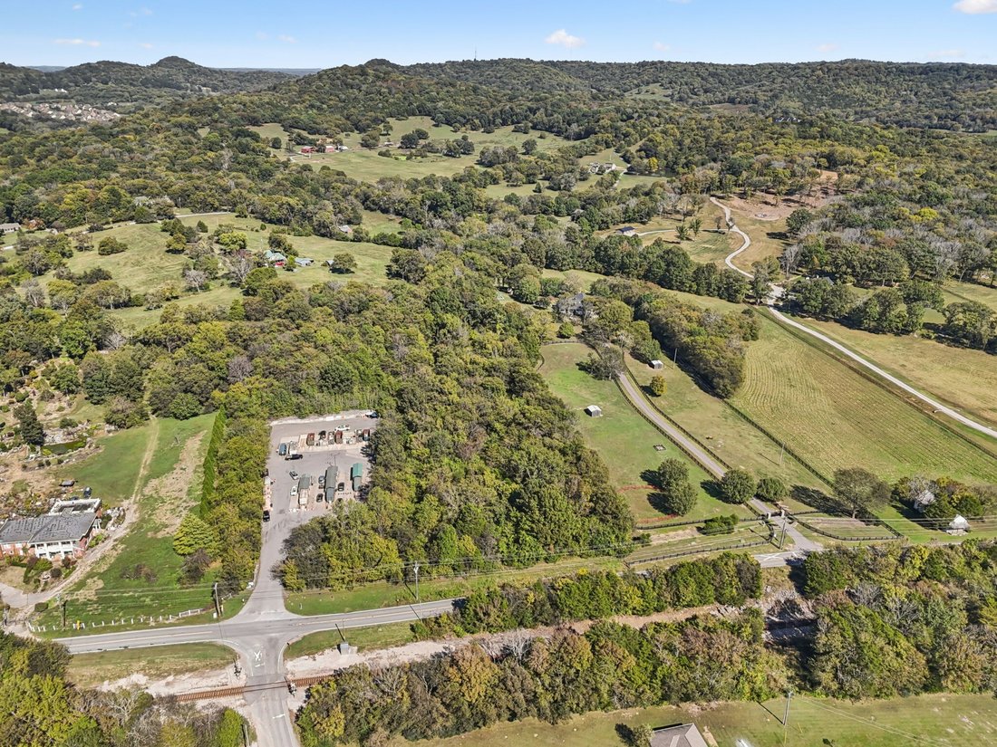 House in Nolensville, Tennessee, United States 3 - 16789926
