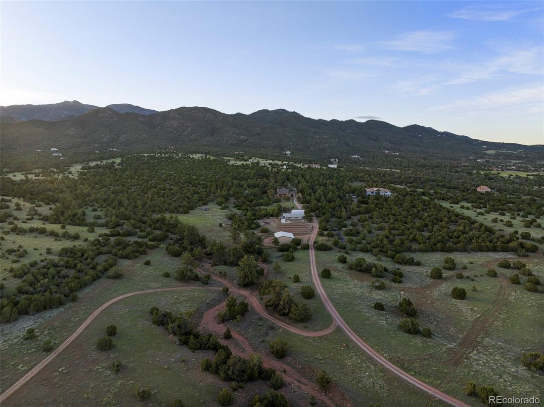 House in Colorado Springs, Colorado, United States 2 - 16794438