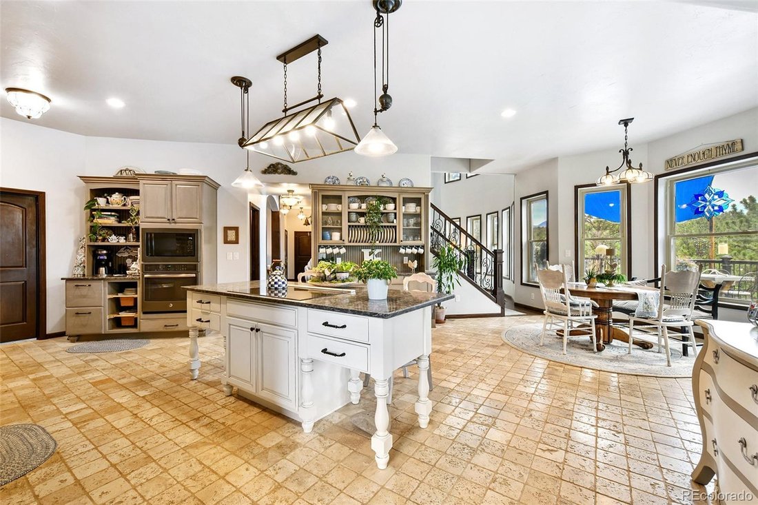 House in Florissant, Colorado, United States 2 - 16794857