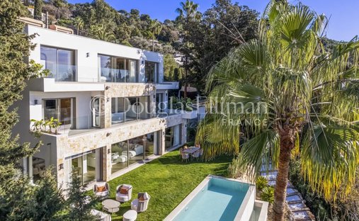 Villa in Vieux Cannet, Le Cannet, France 1
