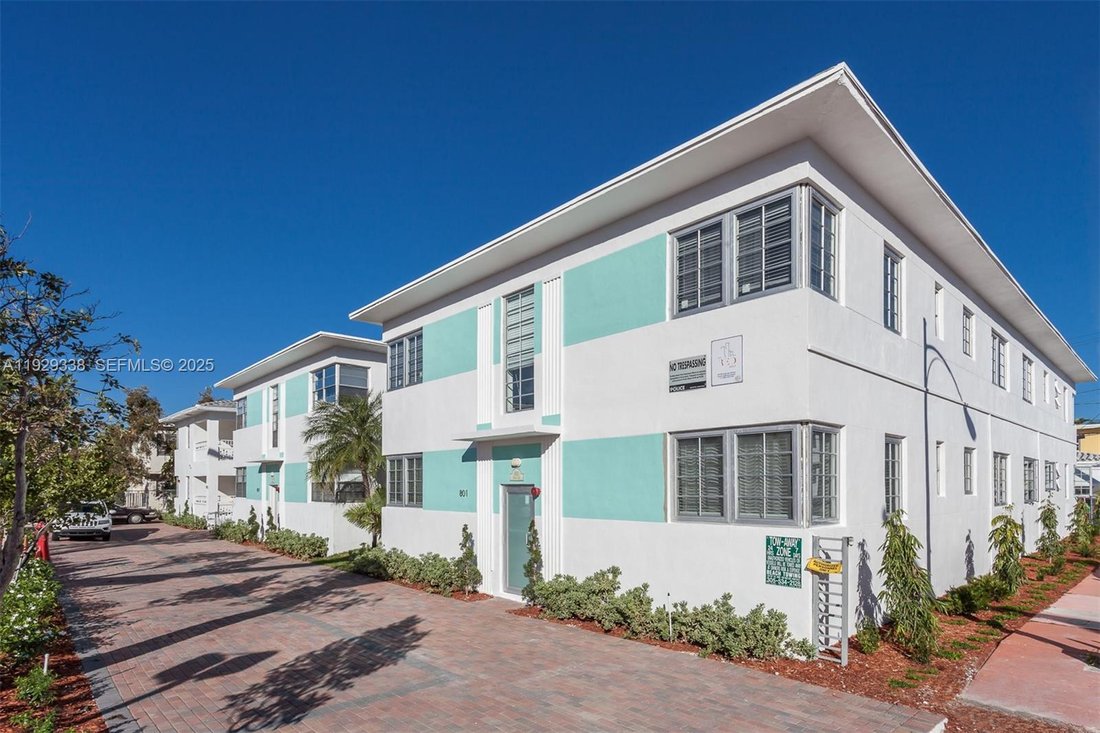 Miami Beach, Florida, United States 1 - 16792269