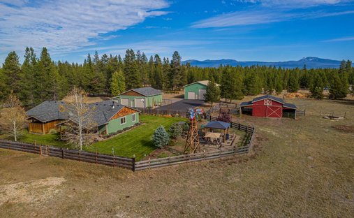 House in La Pine, Oregon, United States 1