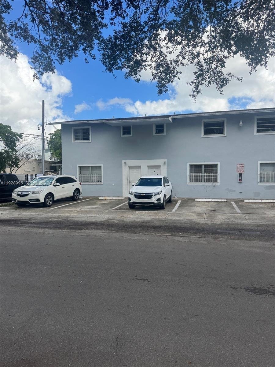 Fort Lauderdale, Florida, United States 5 - 16785328